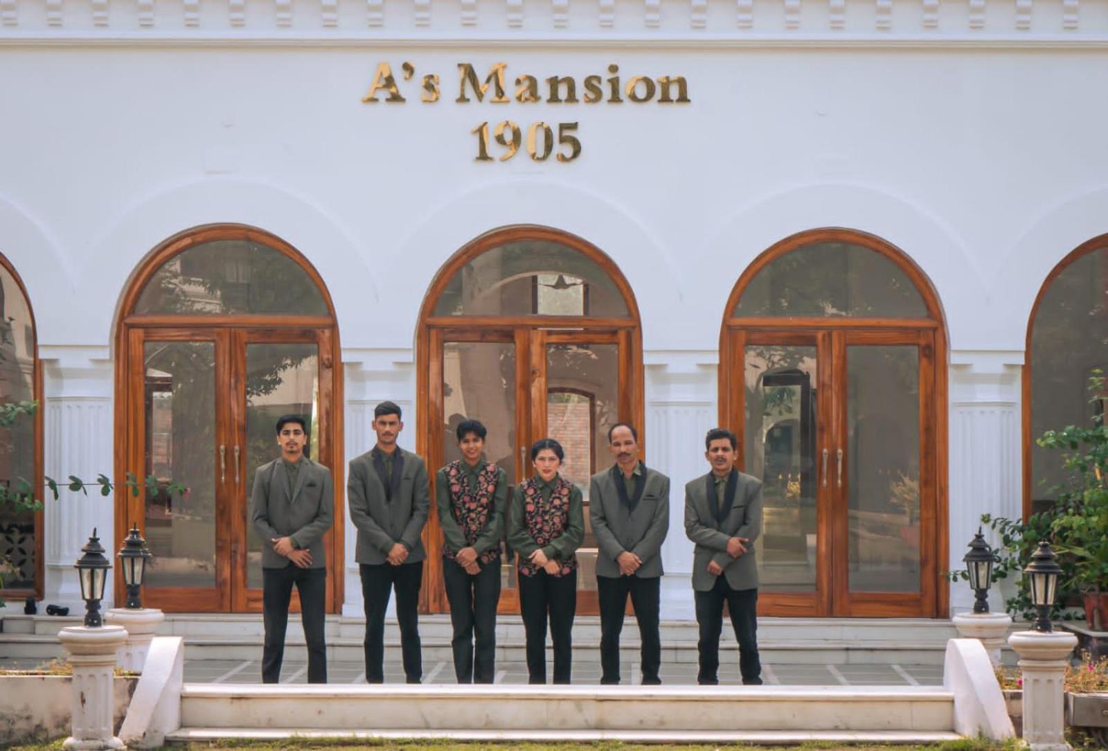 Hotel A Mansion à Kashipur Extérieur photo